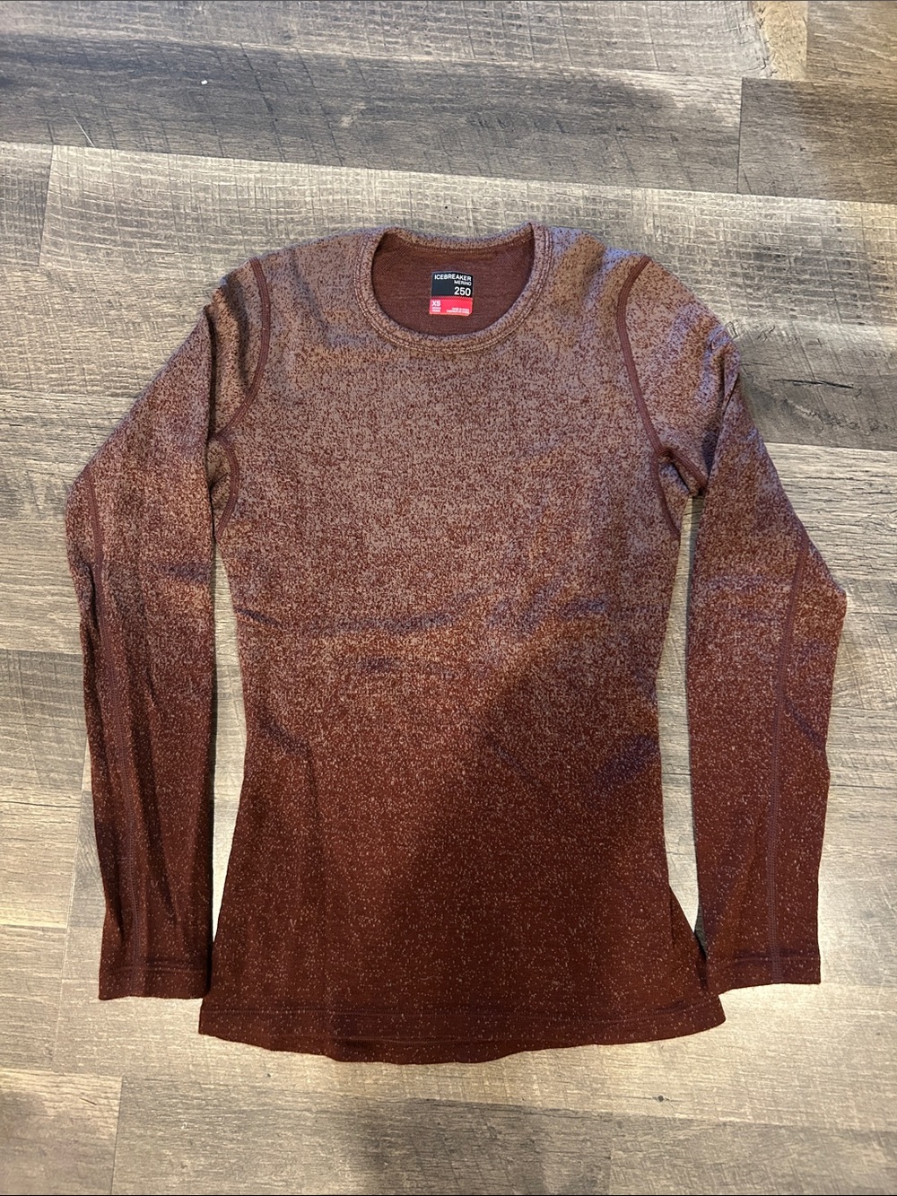Icebreaker Burgundy Long-Sleeve Merino wool (250)